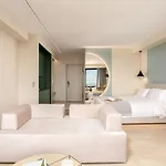 Apartment Sea & The *