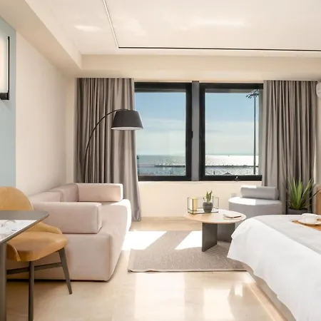 Sea & The Apartment *