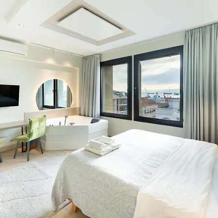 Apartment Sea & The