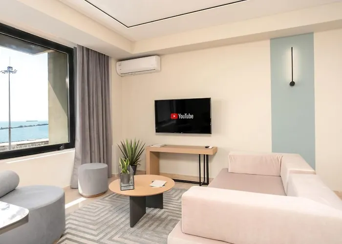 דירה Sea & The *