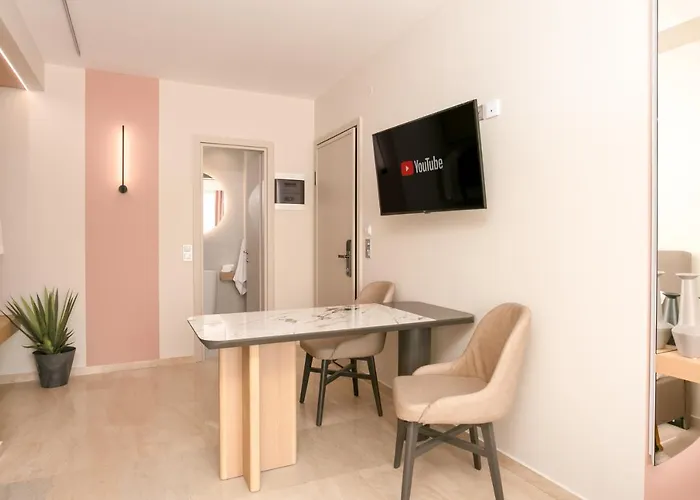 Sea & The דירה *