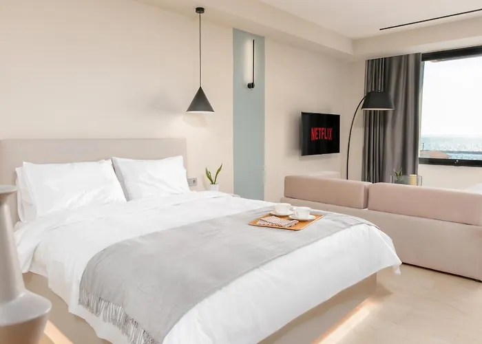 דירה Sea & The *