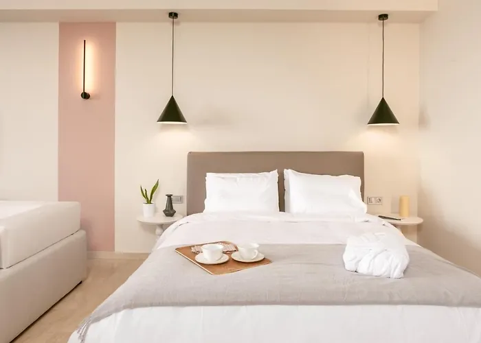 Sea & The סלוניקי