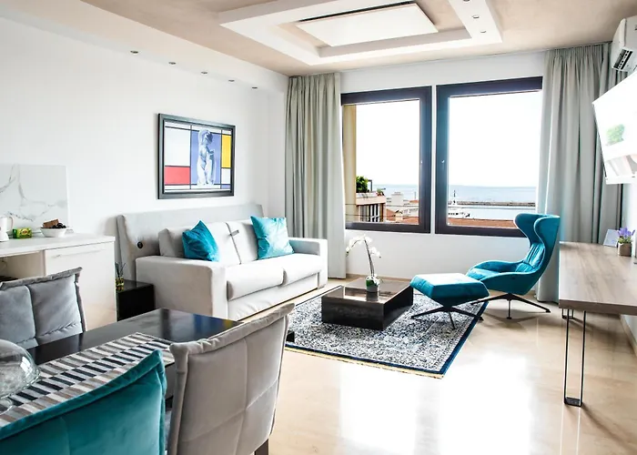 Sea & The * סלוניקי