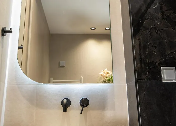 Sea & The * סלוניקי