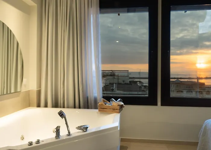 Sea & The דירה סלוניקי